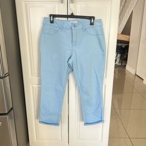 Royalty YMI baby blue color cuffed Capri jeans size 8